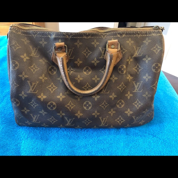 Louis Vuitton Handbags - Vintage Authentic Louis Vuitton Bag